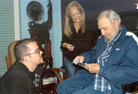 Cuba Publishes First Photos of Fidel Castro in Months